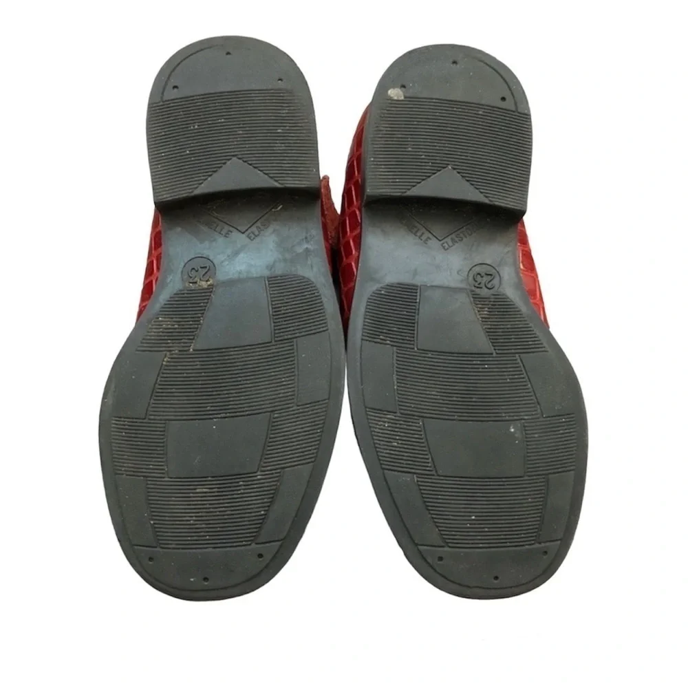 Solaria Red Embossed Mary Jane Shoes